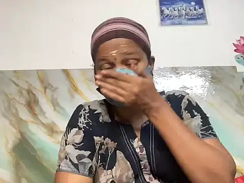 Tamil Sanjana  online show from 09-13-25, 01:33