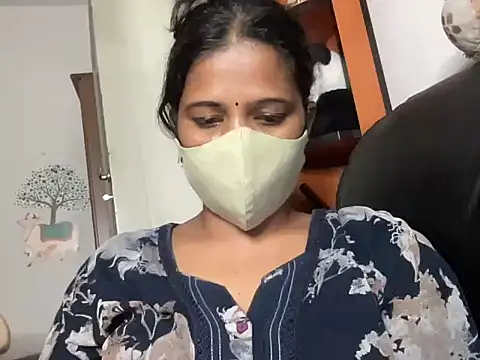 Tamil Sanjana  online show from 10-19-25, 08:42