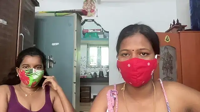 Snapshot of Tamil_Sanjana_ chatting on 07-02-26, 04:40 Tamil Sanjana online show from 07-02-26, 04:40
