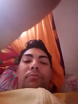 Snapshot of danienele chatting on 01-14-25, 12:24 danienele online show from 01-14-25, 12:24