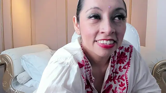 PerlaPreciosa online show from 10-09-25, 03:59