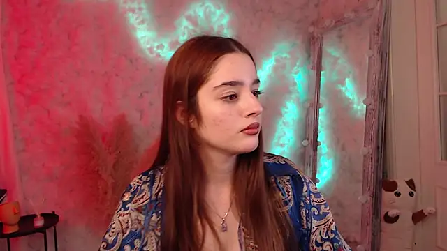 Snapshot of Lolly_lipss_ chatting on 12-19-24, 06:56 Lolly lipss online show from 12-19-24, 06:56