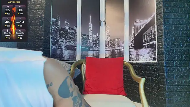 Snapshot of JhonyMiller_ chatting on 01-05-25, 08:10 JhonyMiller online show from 01-05-25, 08:10