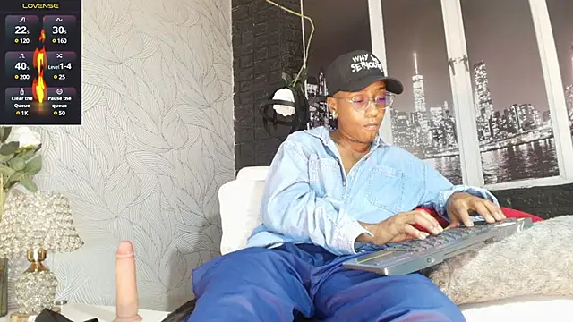 Snapshot of JhonyMiller_ chatting on 01-22-25, 08:06 JhonyMiller online show from 01-22-25, 08:06
