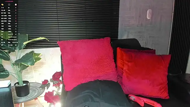 Snapshot of JhonyMiller_ chatting on 10-21-25, 08:20 JhonyMiller online show from 10-21-25, 08:20