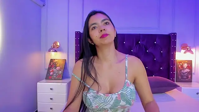 Snapshot of nathyy_garcia chatting on 02-18-25, 03:53 nathyy garcia online show from 02-18-25, 03:53