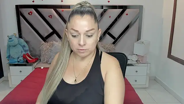 natalia5560 online show from 10-20-25, 01:00