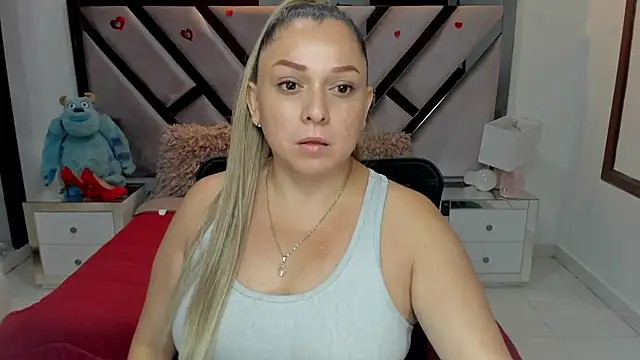 natalia5560 online show from 10-30-25, 01:12