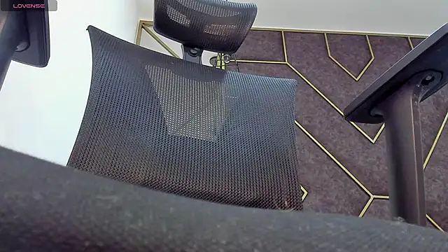 Snapshot of AbrilSonne chatting on 01-04-25, 01:52 AbrilSonne online show from 01-04-25, 01:52