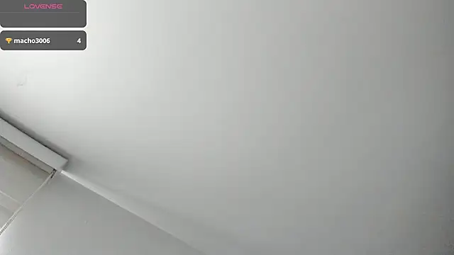 Snapshot of AbrilSonne chatting on 03-09-25, 07:37 AbrilSonne online show from 03-09-25, 07:37