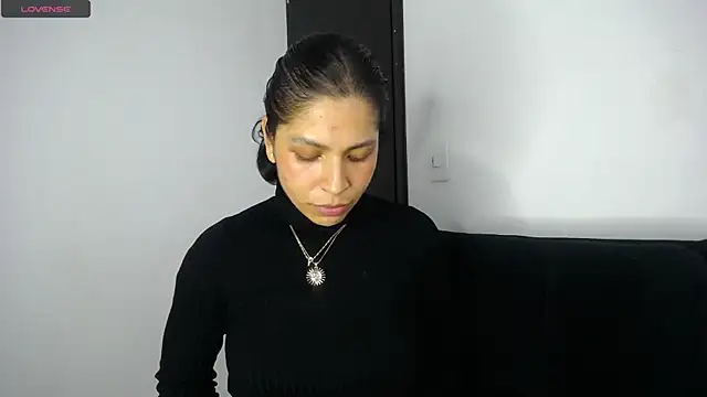 Snapshot of AbrilSonne chatting on 09-09-25, 01:05 AbrilSonne online show from 09-09-25, 01:05