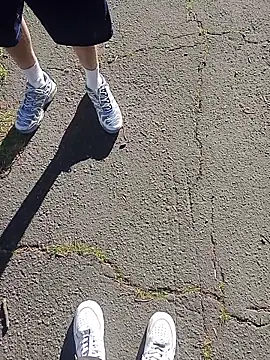 codysmith online show from 04-12-26, 09:42