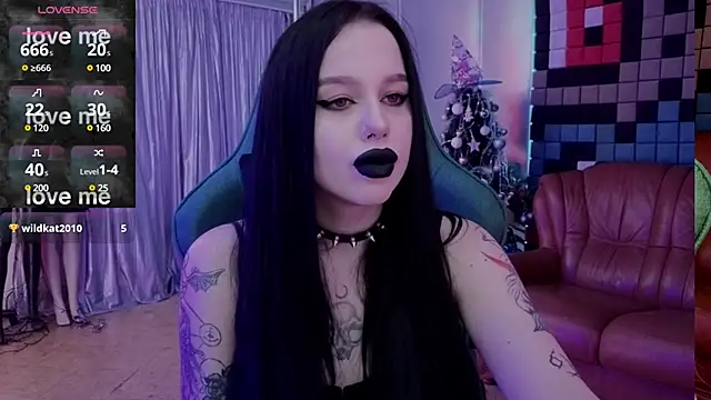 Snapshot of alexx_succubus chatting on 12-20-24, 04:31 alexx succubus online show from 12-20-24, 04:31
