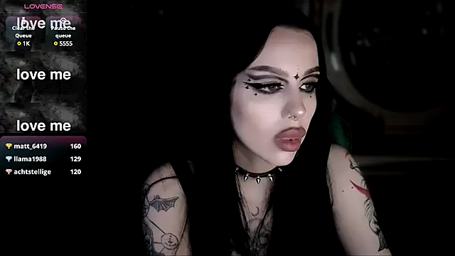 Snapshot of alexx_succubus chatting on 03-22-25, 11:31 alexx succubus online show from 03-22-25, 11:31