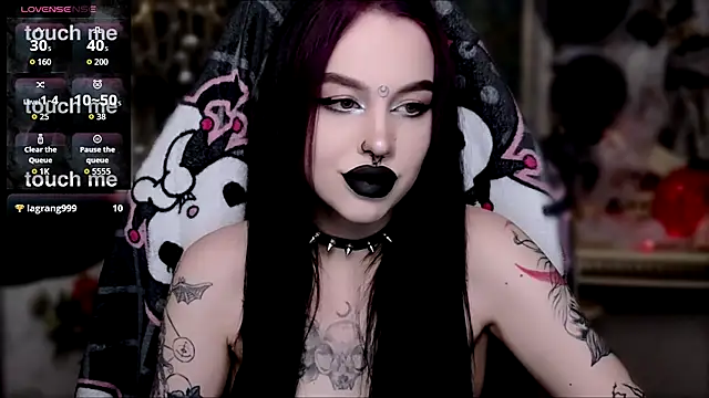 Snapshot of alexx_succubus chatting on 11-13-25, 02:21 alexx succubus online show from 11-13-25, 02:21