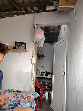 Snapshot of gatoalex89 chatting on 02-08-26, 12:41 gatoalex89 online show from 02-08-26, 12:41