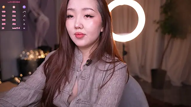 Amelyisthatyou online show from 04-18-26, 03:54