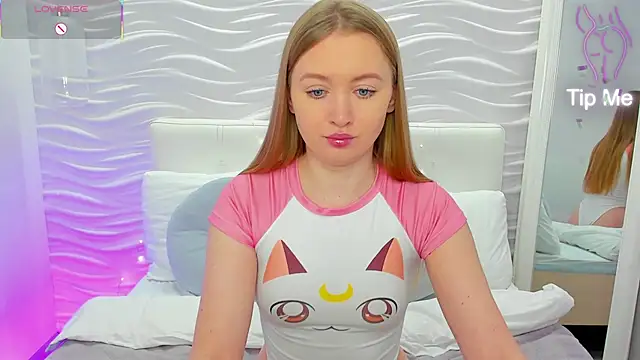 ChloeSug online show from 11-25-25, 01:11