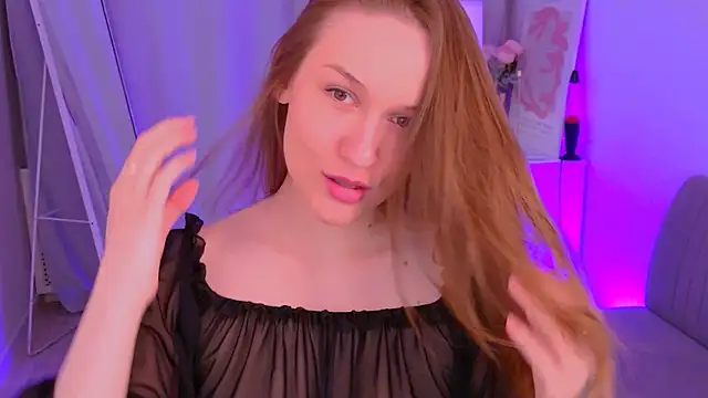 Hina  Derry online show from 04-15-26, 06:20