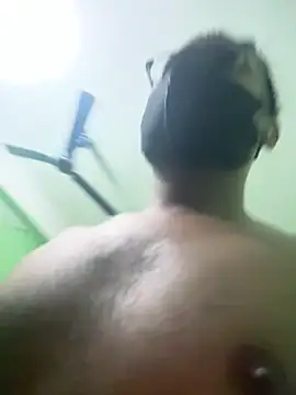 GildanK18 online show from 09-08-25, 04:39