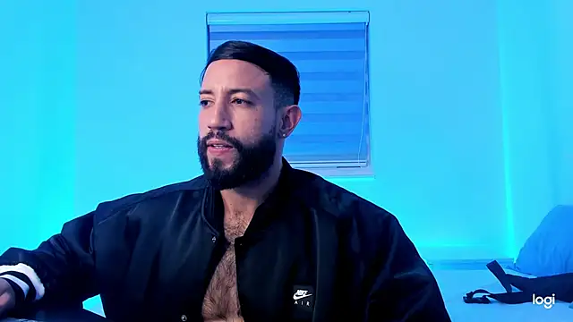 Snapshot of BradLeon_ chatting on 03-15-25, 01:19 BradLeon online show from 03-15-25, 01:19