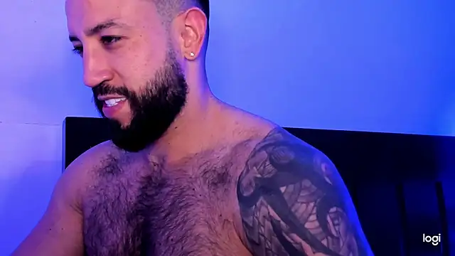 Snapshot of BradLeon_ chatting on 03-22-25, 12:49 BradLeon online show from 03-22-25, 12:49