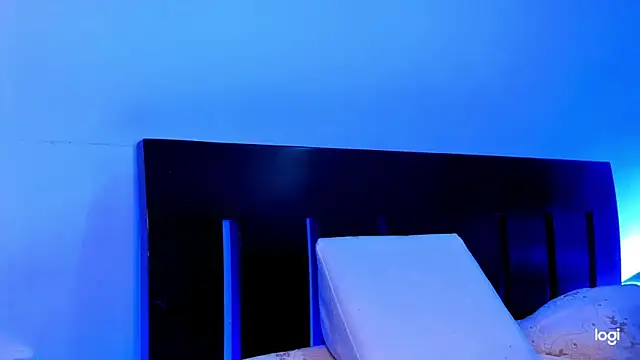 Snapshot of BradLeon_ chatting on 03-23-25, 02:59 BradLeon online show from 03-23-25, 02:59