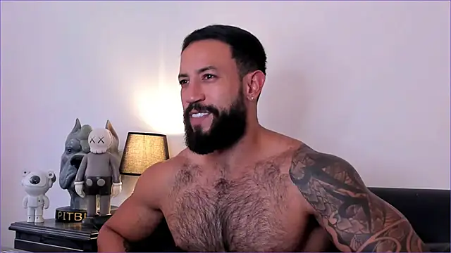 Snapshot of BradLeon_ chatting on 11-20-25, 05:12 BradLeon online show from 11-20-25, 05:12