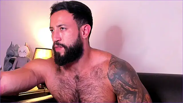 Snapshot of BradLeon_ chatting on 11-24-25, 06:40 BradLeon online show from 11-24-25, 06:40