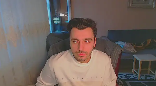 handsomeee04 online show from 02-05-25, 02:59