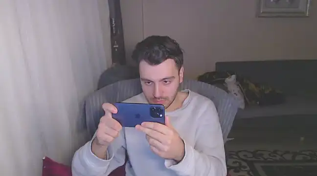 handsomeee04 online show from 03-07-25, 09:38