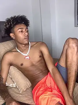 Snapshot of Boy_cock18 chatting on 01-20-25, 03:48 Boy cock18 online show from 01-20-25, 03:48