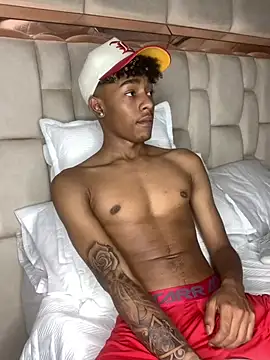 Snapshot of Boy_cock18 chatting on 01-26-25, 10:35 Boy cock18 online show from 01-26-25, 10:35