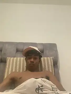 Snapshot of Boy_cock18 chatting on 02-21-25, 01:00 Boy cock18 online show from 02-21-25, 01:00