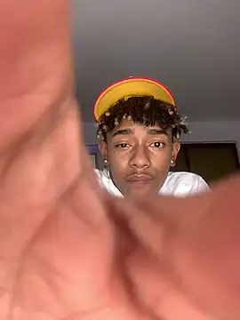 Snapshot of Boy_cock18 chatting on 02-21-25, 06:18 Boy cock18 online show from 02-21-25, 06:18