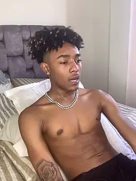 Snapshot of Boy_cock18 chatting on 02-26-25, 06:32 Boy cock18 online show from 02-26-25, 06:32