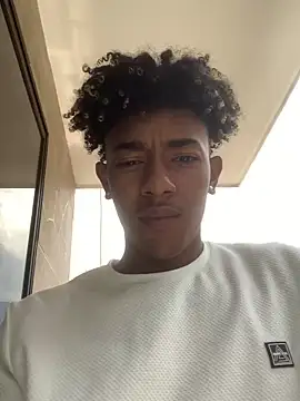 Snapshot of Boy_cock18 chatting on 02-28-25, 05:26 Boy cock18 online show from 02-28-25, 05:26