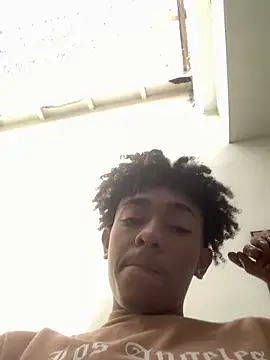 Snapshot of Boy_cock18 chatting on 03-17-25, 07:04 Boy cock18 online show from 03-17-25, 07:04