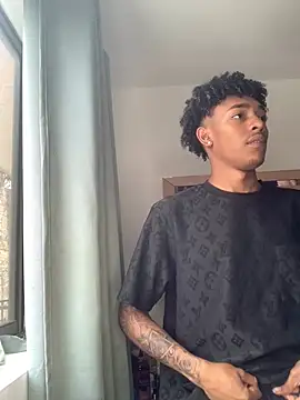 Snapshot of Boy_cock18 chatting on 03-20-25, 05:58 Boy cock18 online show from 03-20-25, 05:58