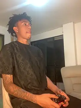 Snapshot of Boy_cock18 chatting on 09-12-25, 06:46 Boy cock18 online show from 09-12-25, 06:46