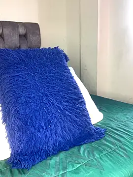 Snapshot of Boy_cock18 chatting on 09-15-25, 08:20 Boy cock18 online show from 09-15-25, 08:20