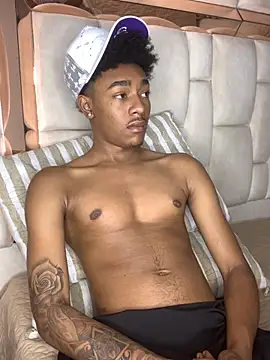 Snapshot of Boy_cock18 chatting on 10-18-25, 04:52 Boy cock18 online show from 10-18-25, 04:52