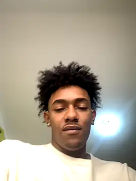 Snapshot of Boy_cock18 chatting on 10-31-25, 10:16 Boy cock18 online show from 10-31-25, 10:16