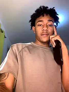 Snapshot of Boy_cock18 chatting on 11-16-25, 07:03 Boy cock18 online show from 11-16-25, 07:03