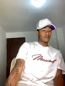 Snapshot of Boy_cock18 chatting on 11-29-25, 01:52 Boy cock18 online show from 11-29-25, 01:52