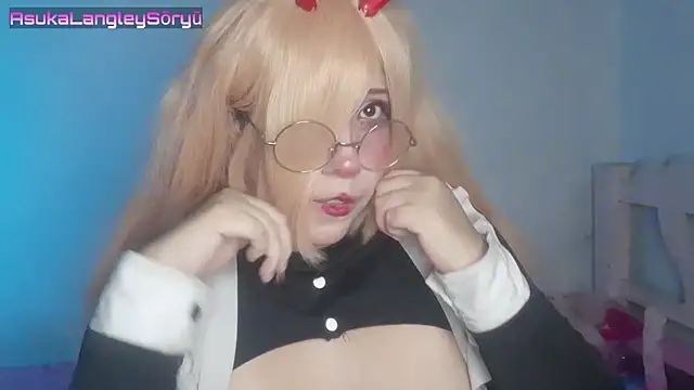 Snapshot of AsukaLangleySoryu chatting on 03-09-25, 04:27 AsukaLangleySoryu online show from 03-09-25, 04:27