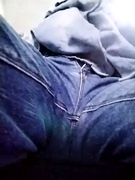 Snapshot of charlotes28 chatting on 02-16-25, 12:30 charlotes28 online show from 02-16-25, 12:30