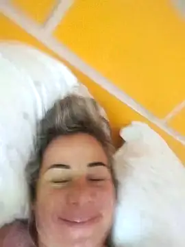 Evapecadora online show from 10-18-25, 02:51