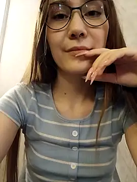 Snapshot of SashaMeow chatting on 02-03-25, 08:13 SashaMeow online show from 02-03-25, 08:13