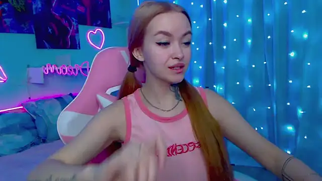 Snapshot of Naughty_Mable chatting on 01-28-25, 01:08 Naughty Mable online show from 01-28-25, 01:08